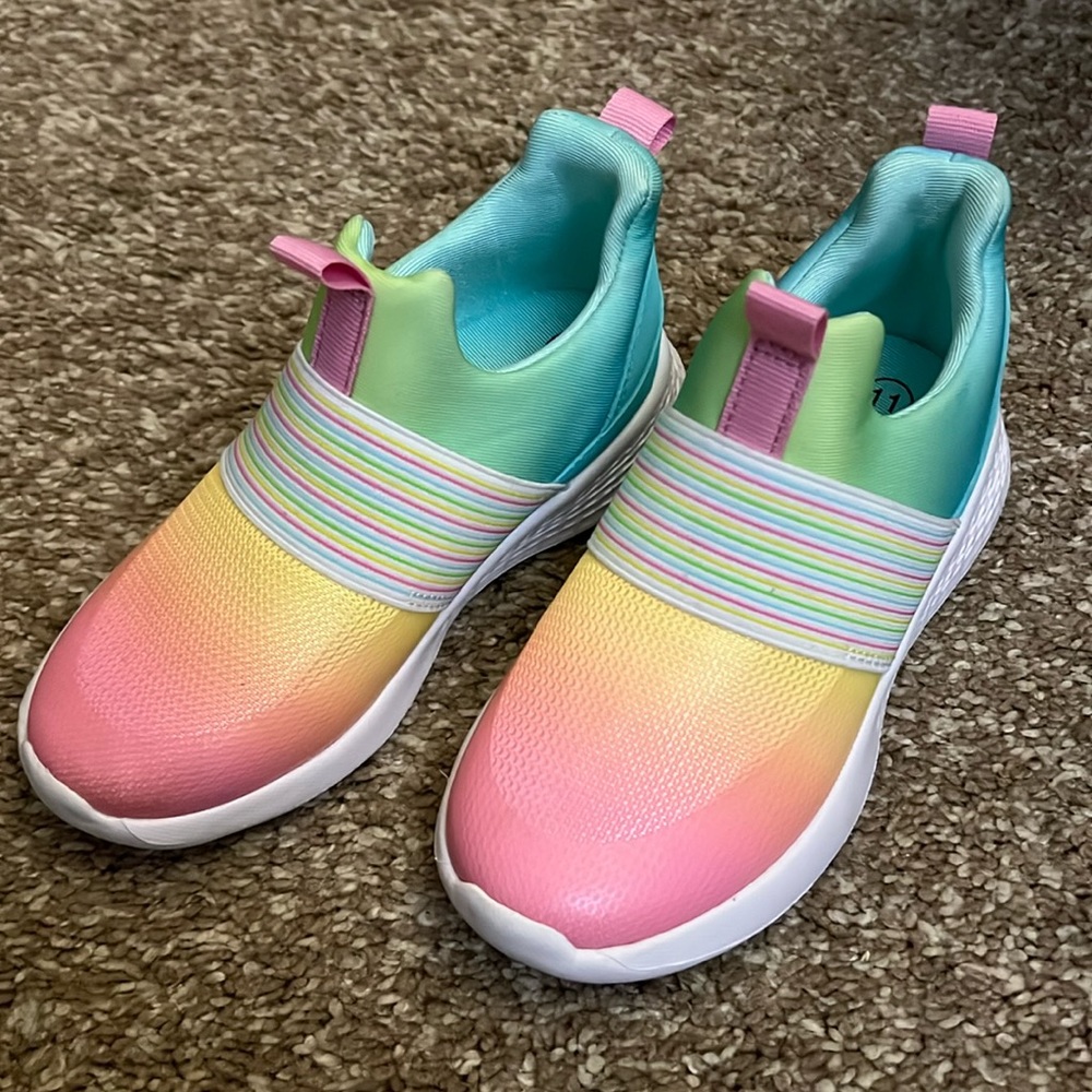 Cat & jack rainbow girls size 11 slip on tennis shoes